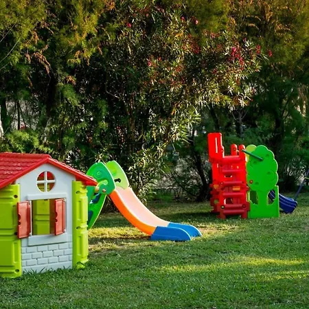Le Tamerici Mobilehome Asinara Fuer 5 Personen *