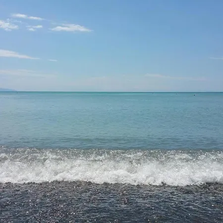 Le Tamerici Mobilehome Asinara Fuer 5 Personen Holiday home Marina di Cecina